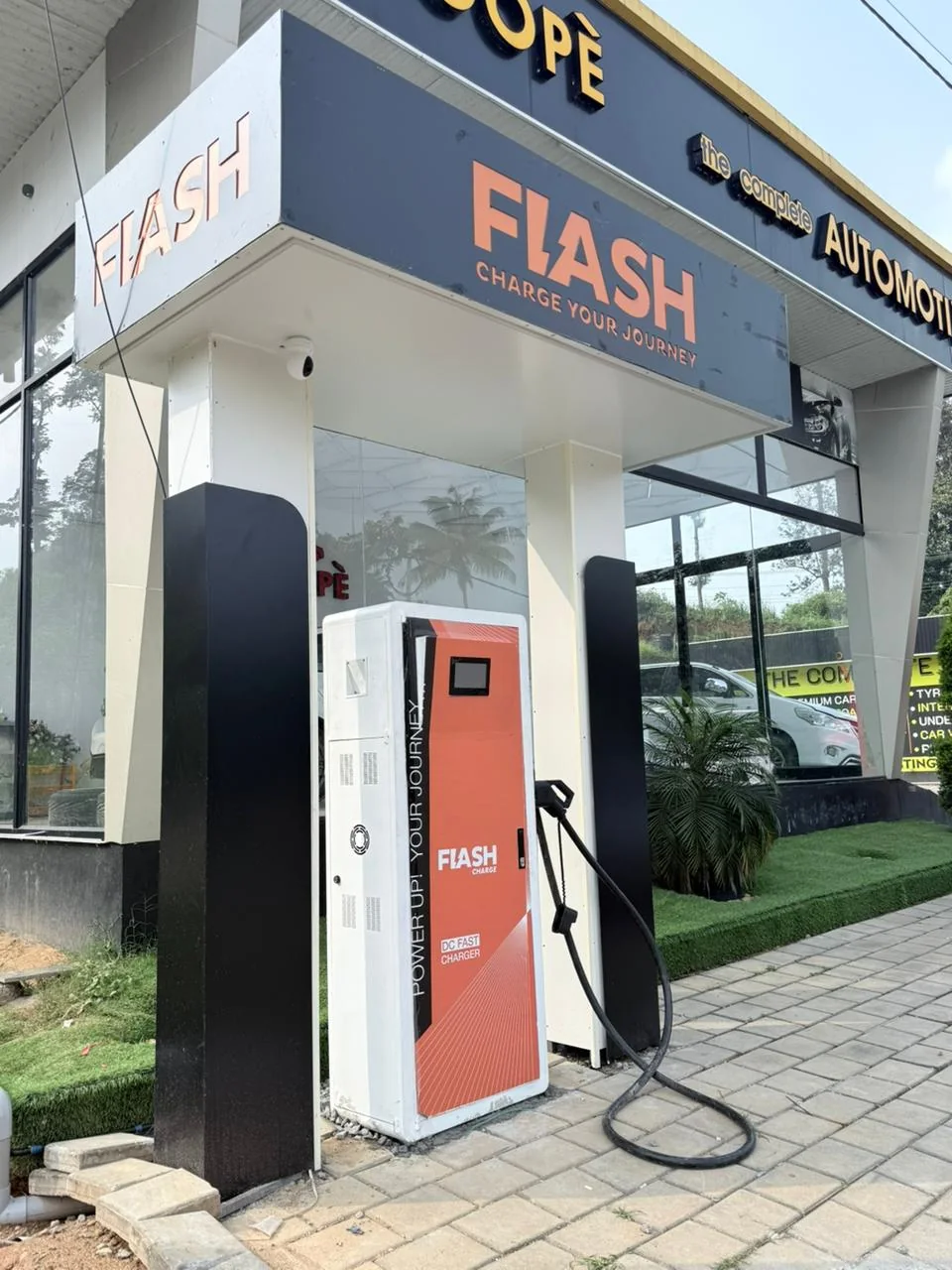 Flash Charge EVCS gallery image